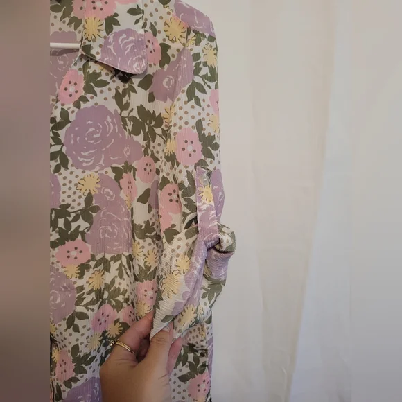 DONNKENNY Floral Women's Button Up Blouse - Pink, Green, And Yellow. - Picture 7 of 10